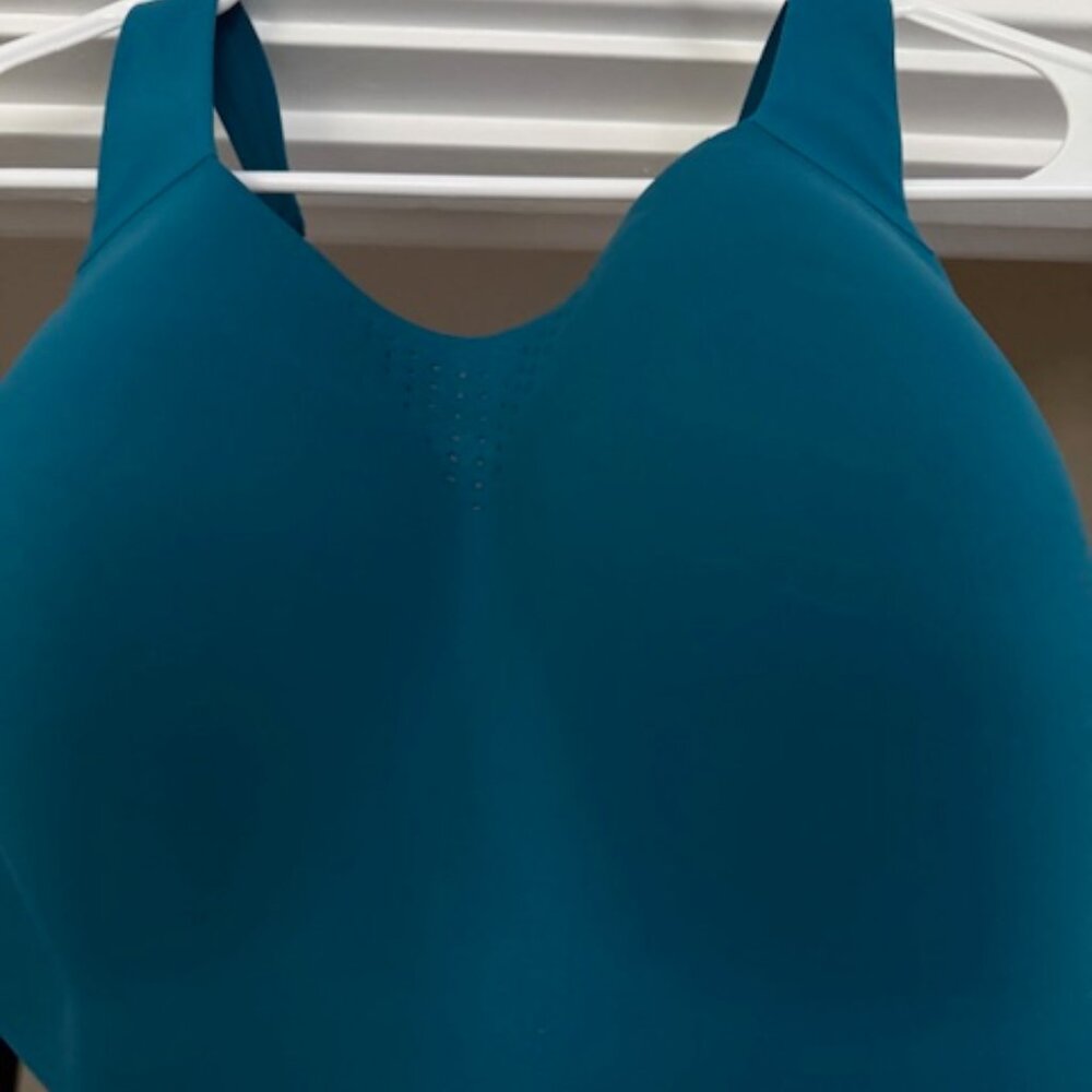 Victoria Secret V Sport Bra